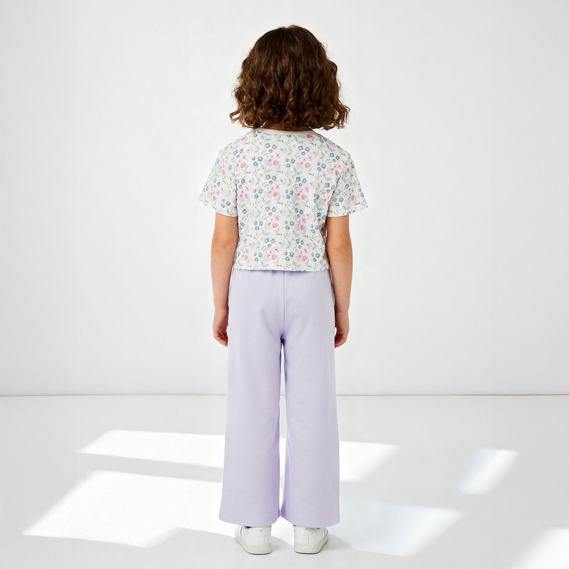 Juniors Floral Print T-shirt with Short Sleeves