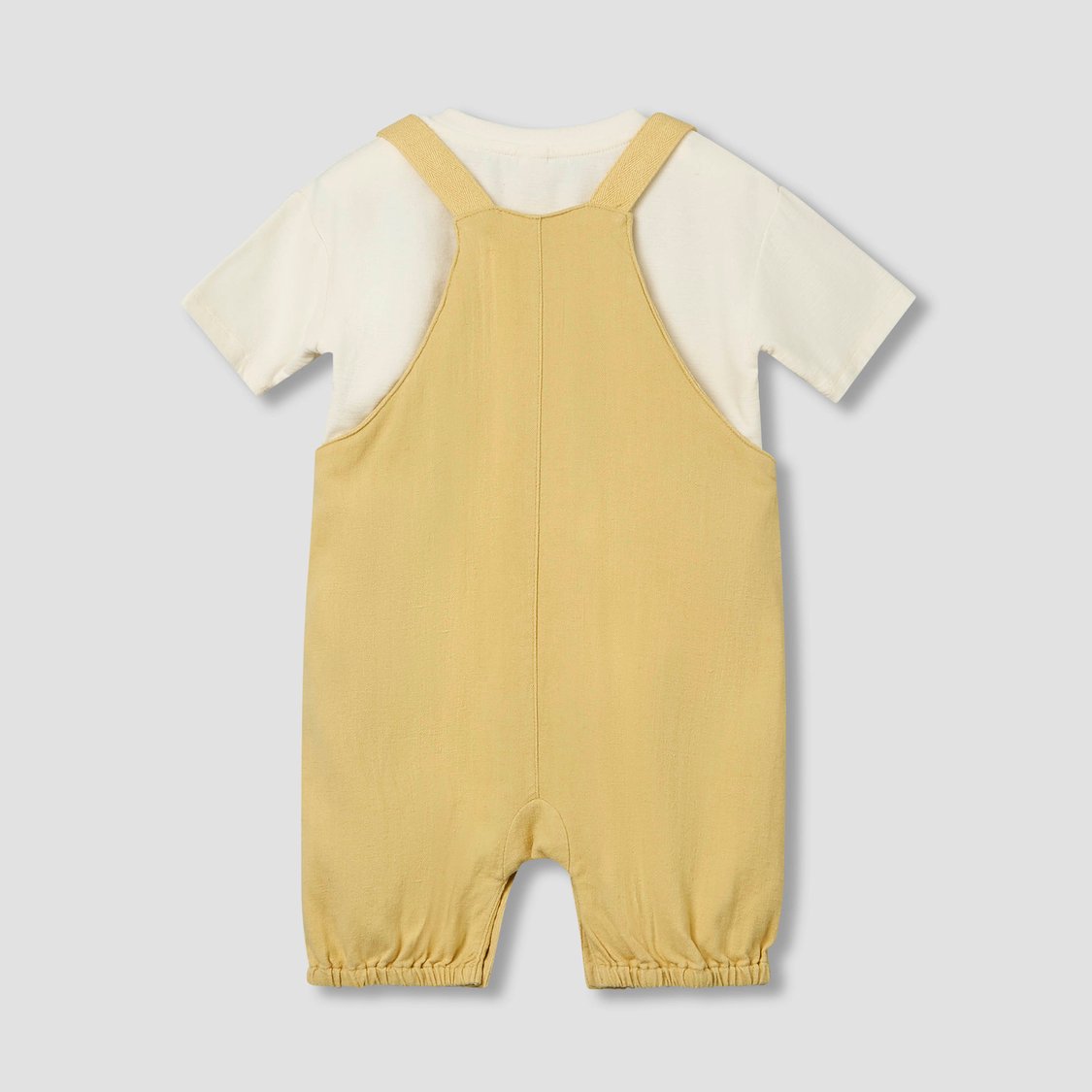 Giggles Solid T-shirt and Dungaree Set