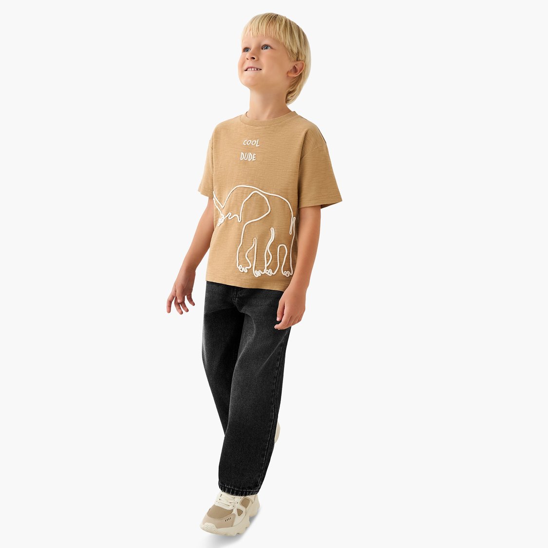 Juniors Washed Relaxed Fit Jeans