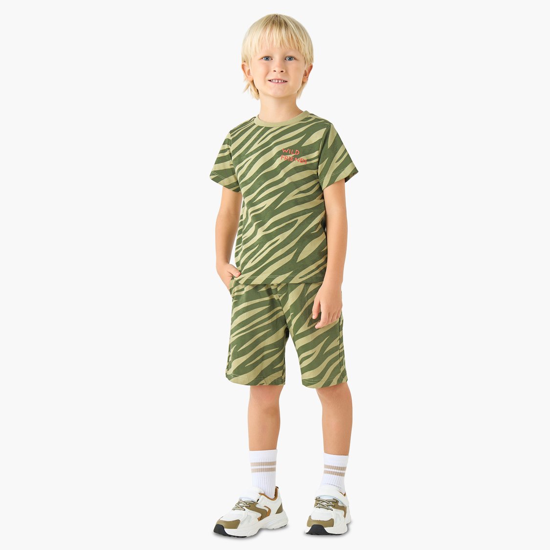 Juniors Graphic Print T-shirt and Shorts - Set of 3