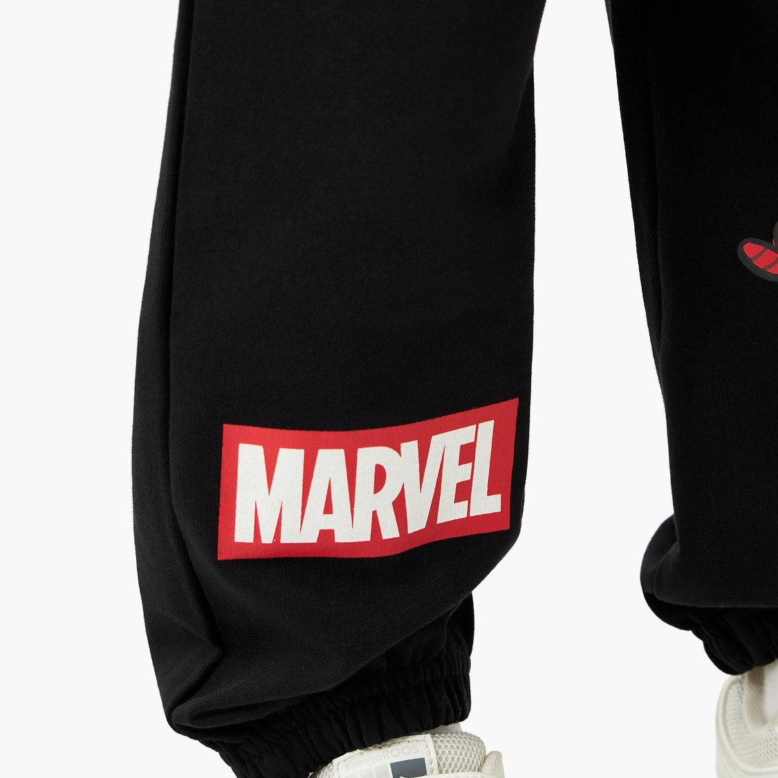 Avengers Print Joggers with Drawstring Waistband