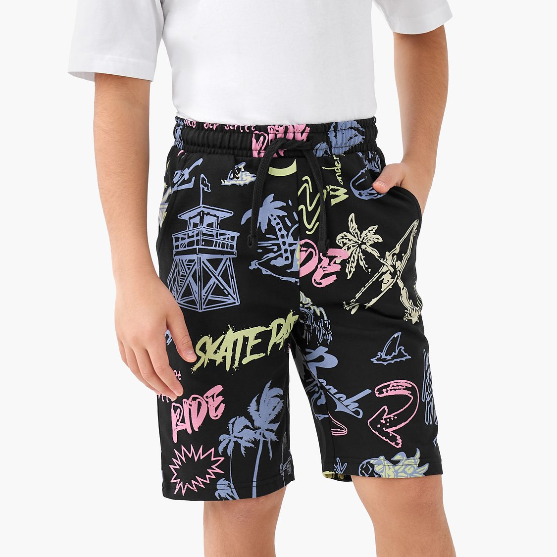 Juniors Graphic Print Shorts with Drawstring Waistband