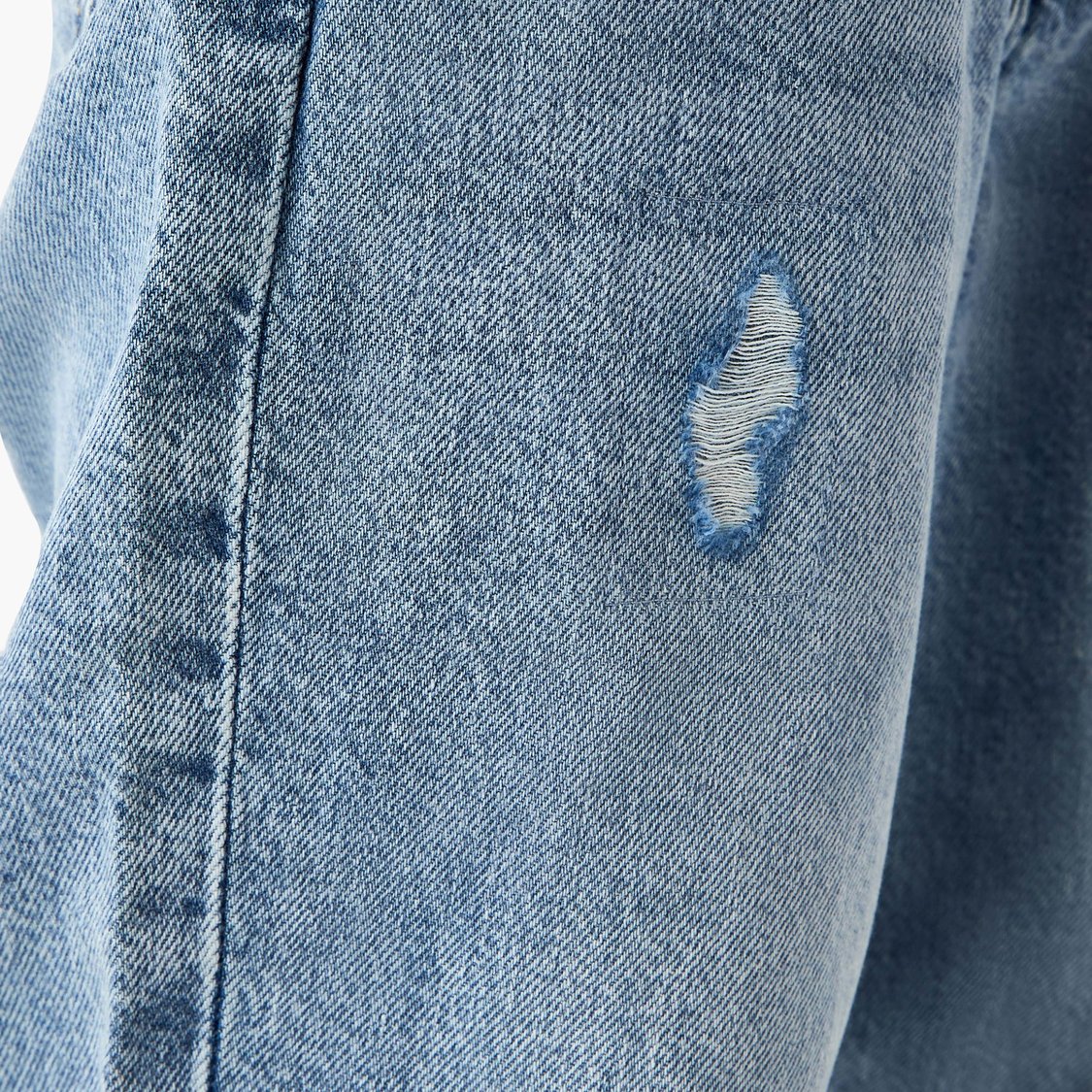 Distressed Relaxed Fit Jeans