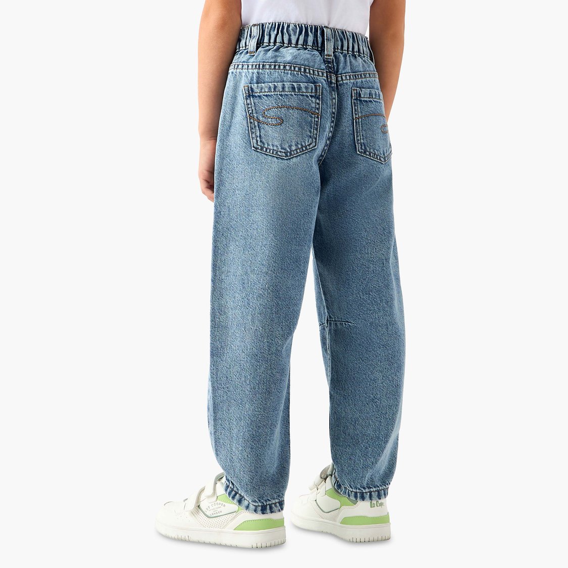 Distressed Relaxed Fit Jeans