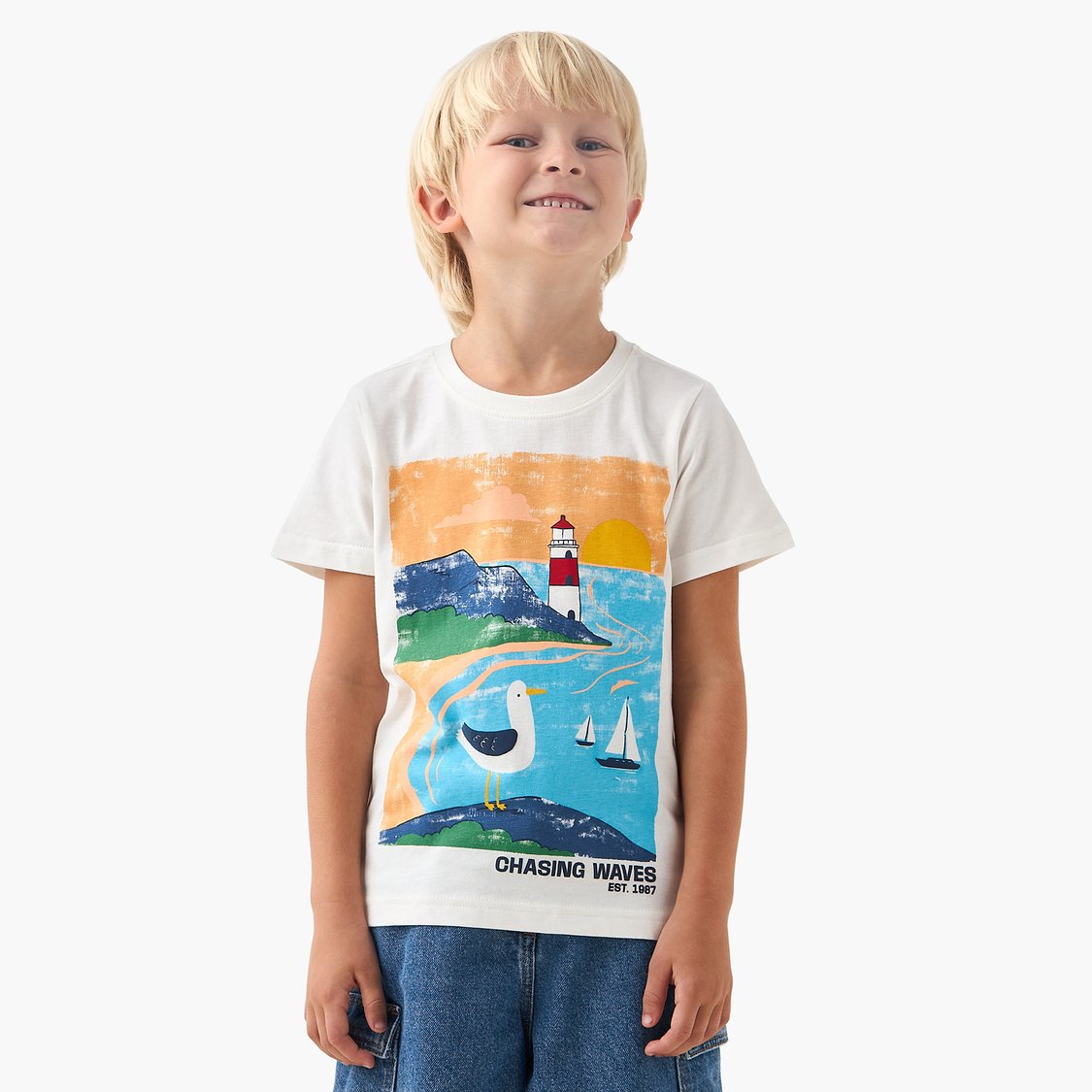 Juniors Graphic Print T-shirt