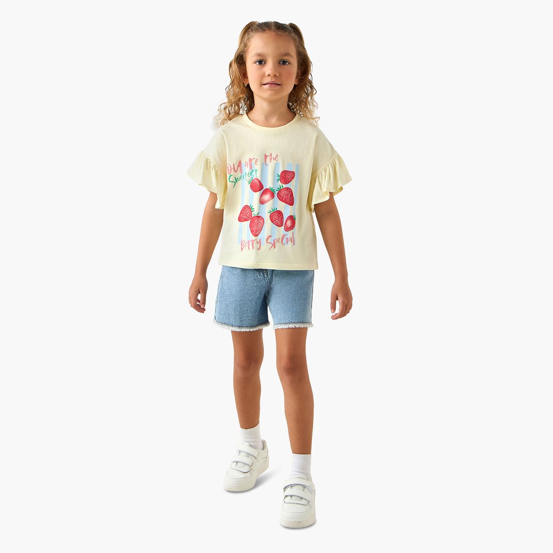Juniors Strawberry Print T-shirt