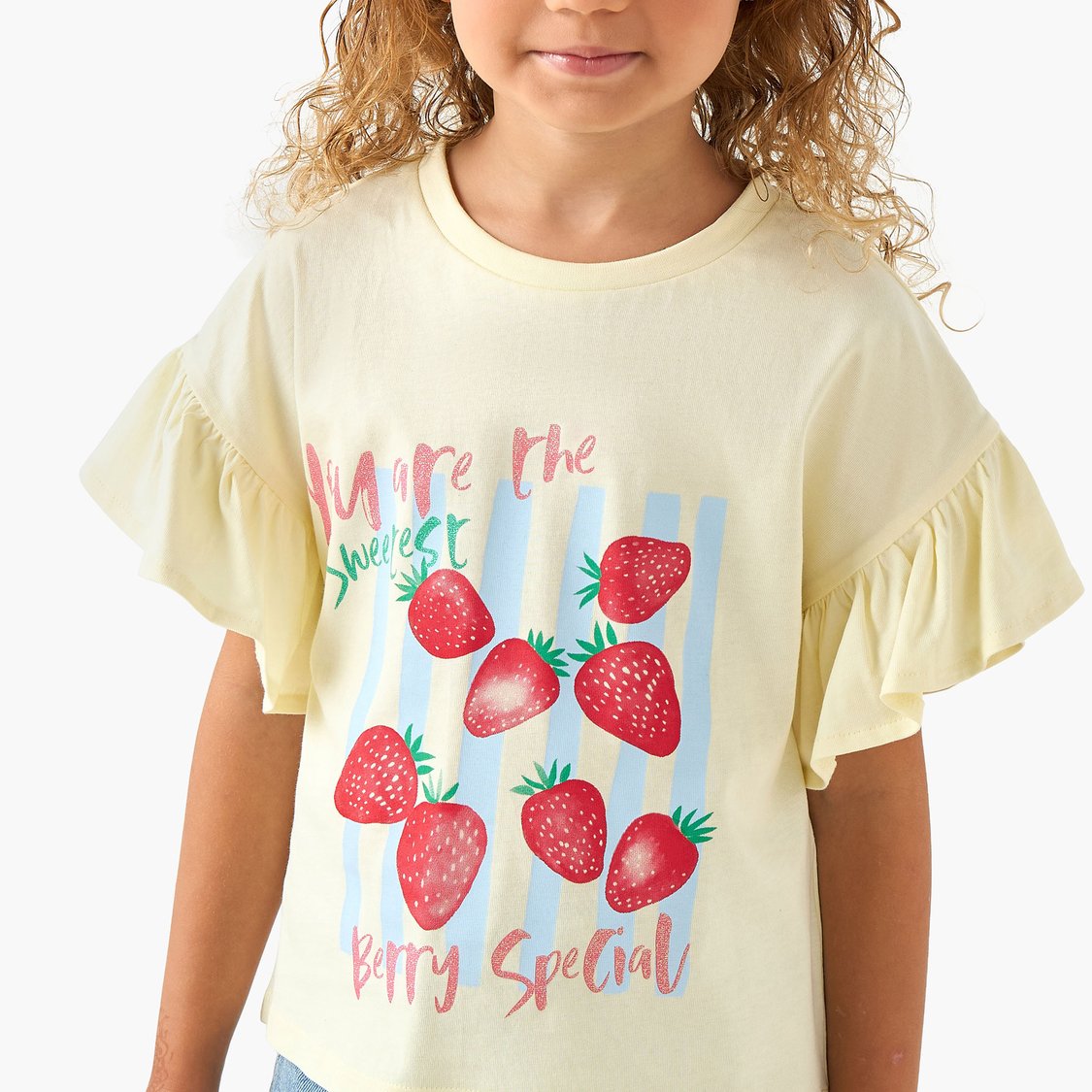 Juniors Strawberry Print T-shirt