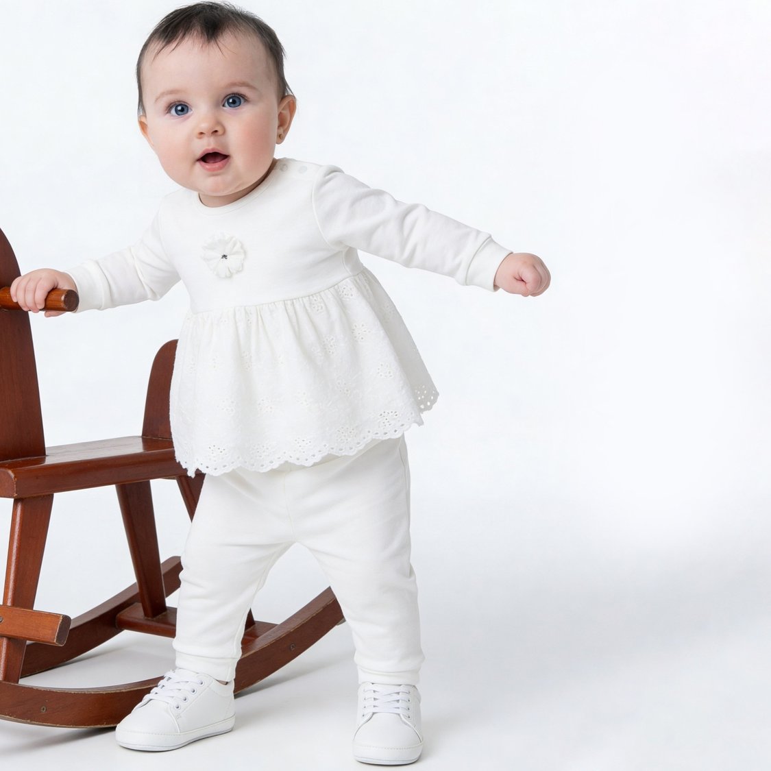 Giggles Schiffli Top & Joggers Set