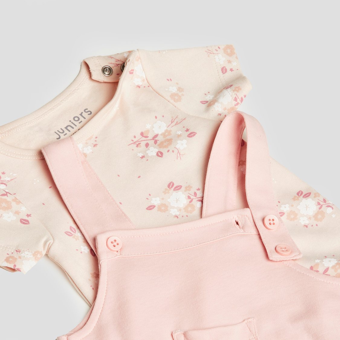 Juniors Printed T-shirt and Dungaree Set