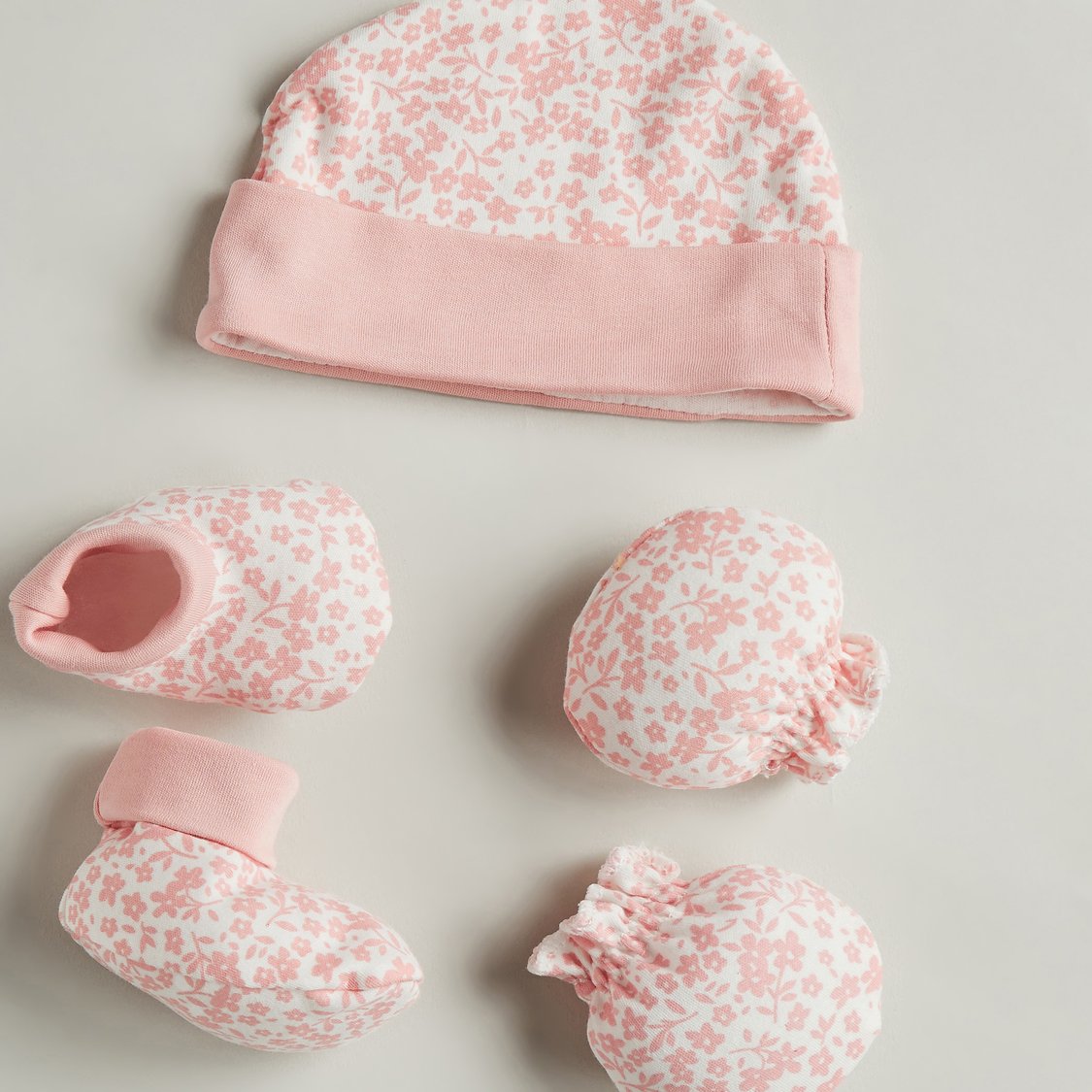 Juniors 11 Piece Printed Clothing Gift Set