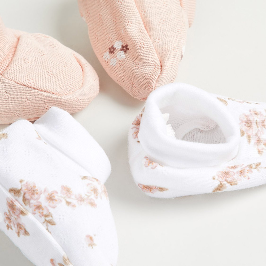 Juniors Printed Booties - Pack of 2