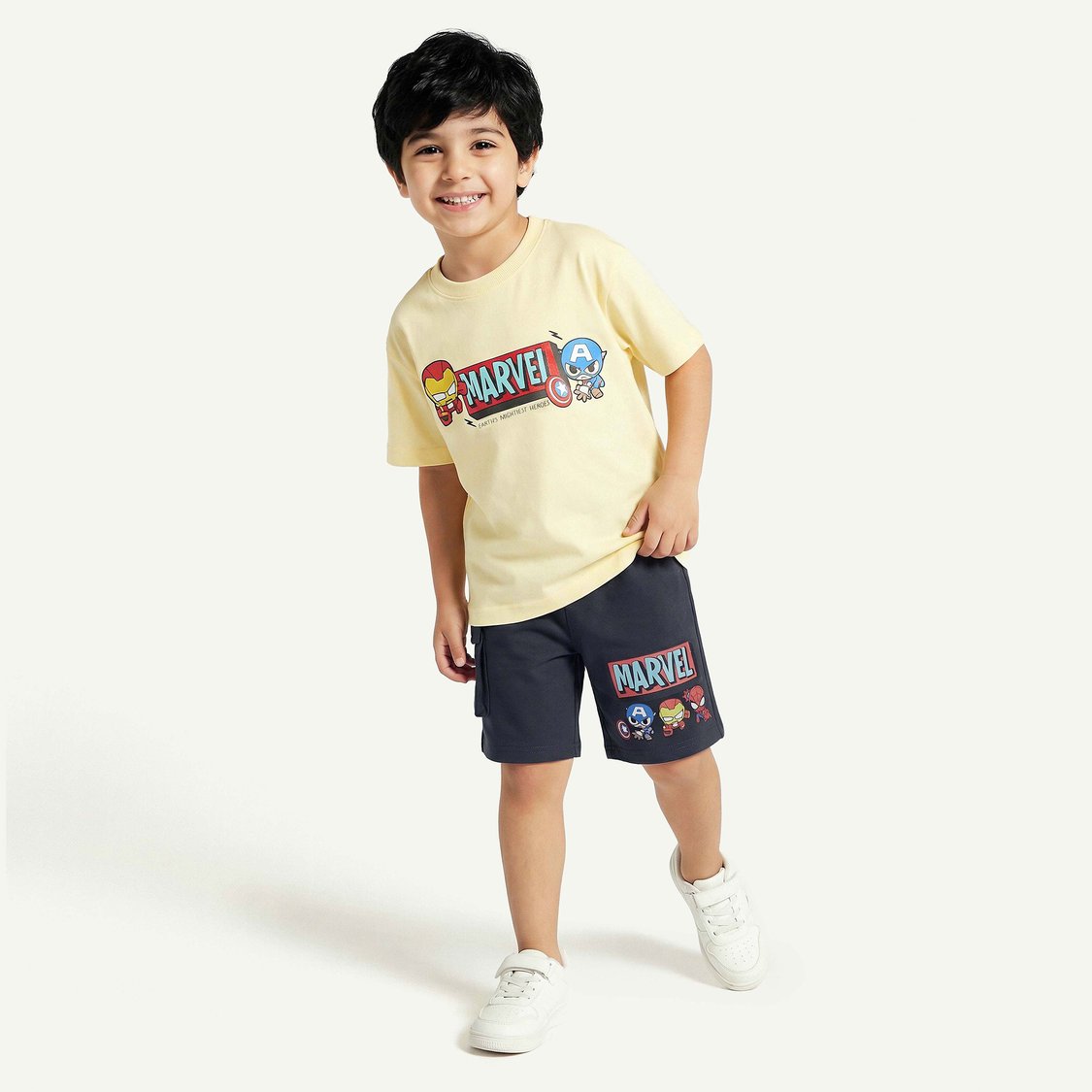 Juniors Avengers Print Shorts