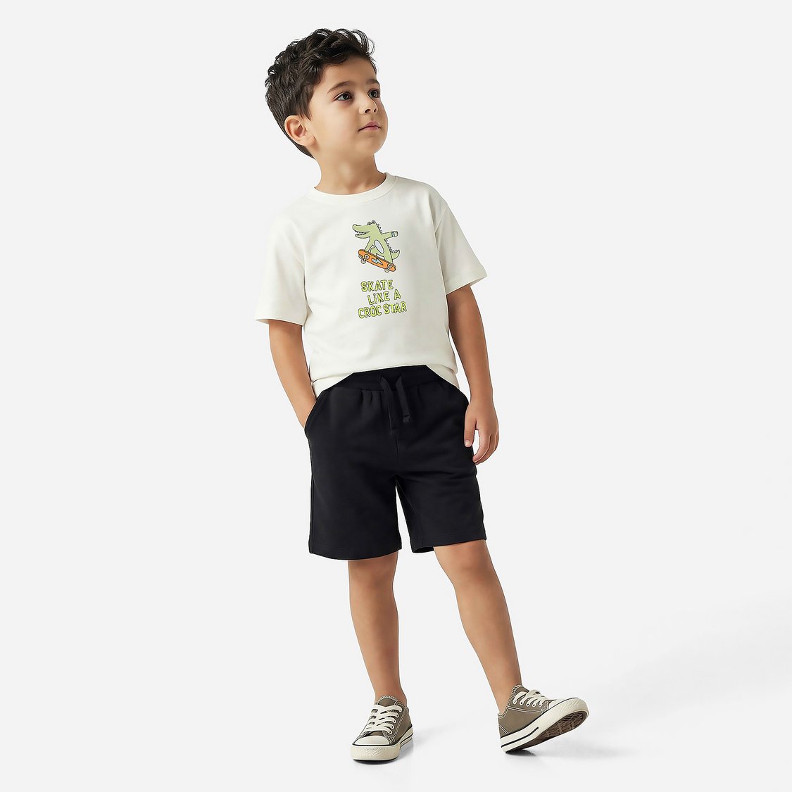 Juniors Embroidered T-shirt and Shorts Set