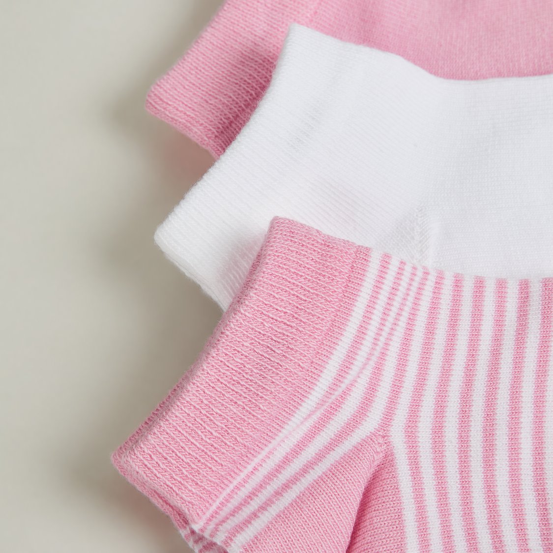 Juniors Assorted Socks - Pack of 3