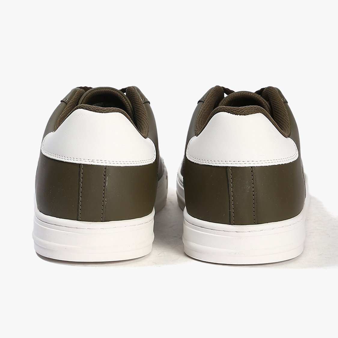 Buy LEE COOPER Colourblock Cap Toe Leather Sneakers from Lee