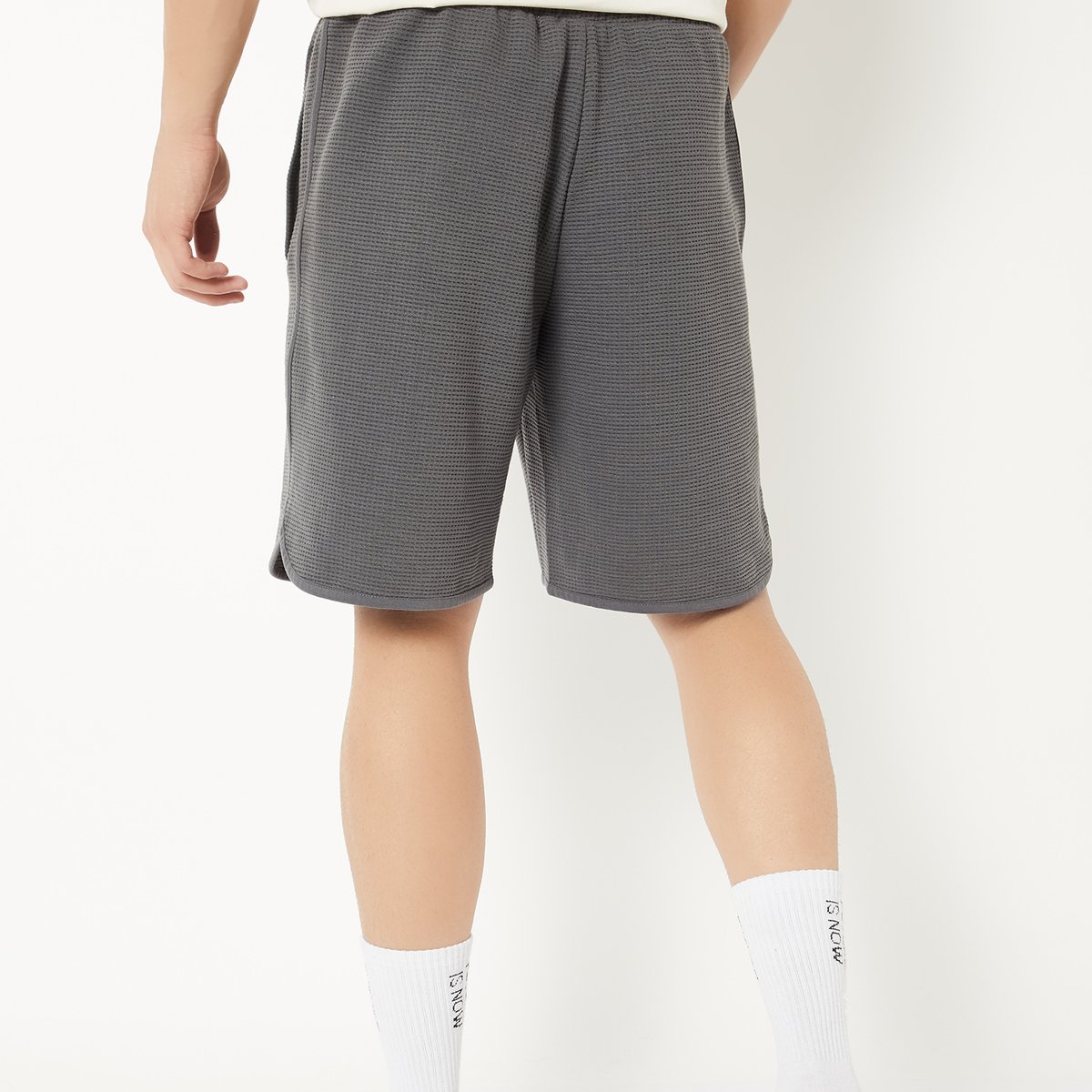美品on Essential Shorts Sサイズ グレー On（オン） On Essential Shorts エッセンシャルショーツ レディース