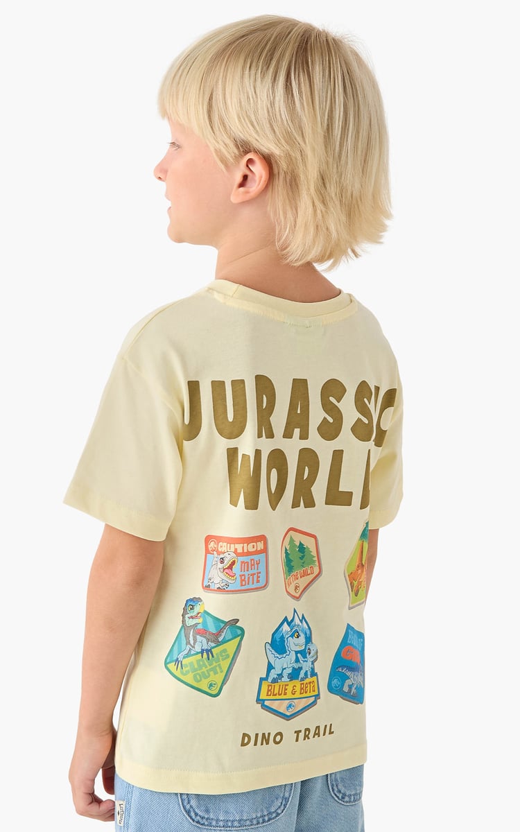Buy Juniors Jurassic World Print T-shirt Online at just Rs. 499.0