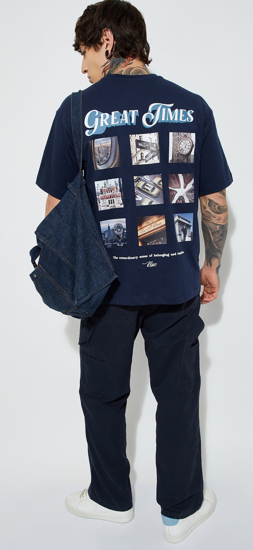 WILDBLUE 自画像Tシャツ 599₹ Order On Whatsapp 7470893261 Men's Oversize T-shirt ○ Black