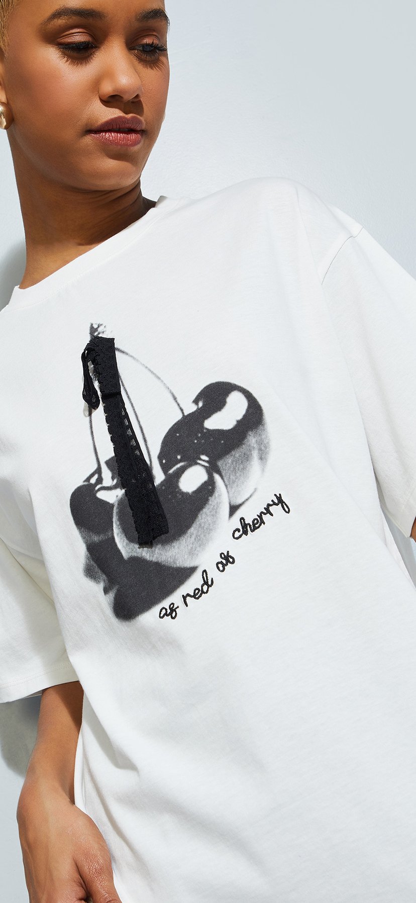 Buy ALAYA F x URB_N Women Printed Oversized T-shirt Online at just
