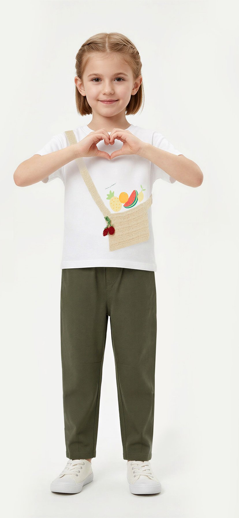 Buy Girls Applique Boxy Fit T-shirt Online at just Rs. 299.0