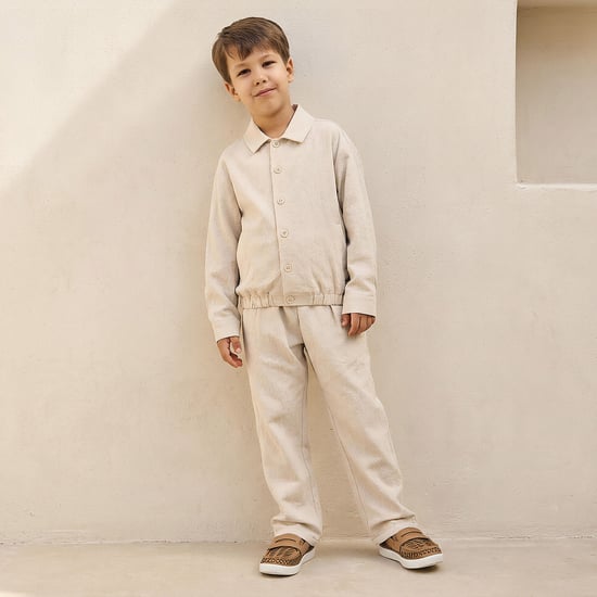 Juniors Textured Shirt and Trousers Set