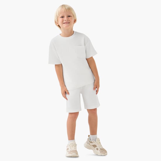 Juniors Textured T-shirt and Shorts Set