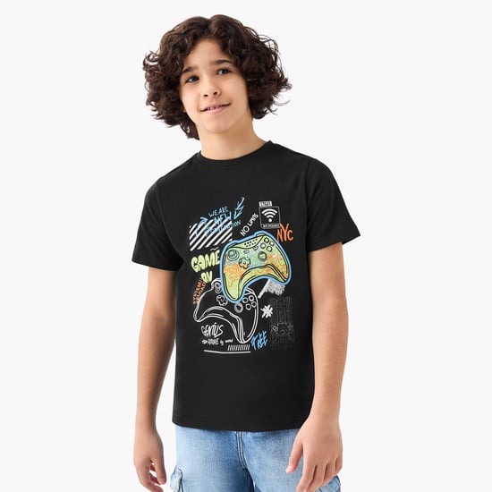 Juniors Graphic Print T-shirt