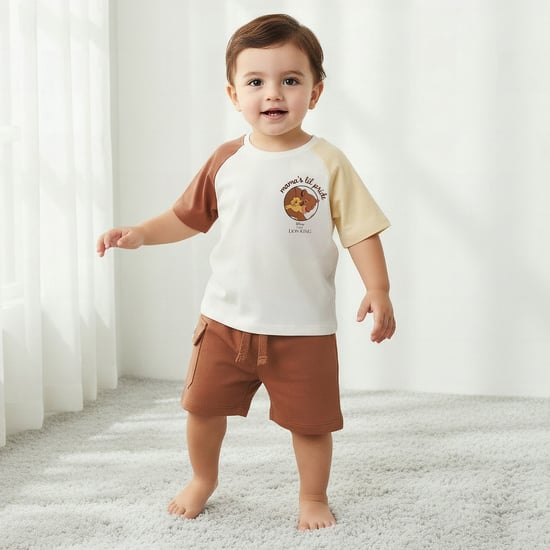 Juniors Lion Print T-shirt and Shorts Set