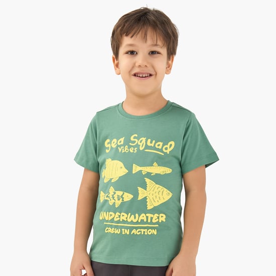 Juniors Graphic Print T-shirt