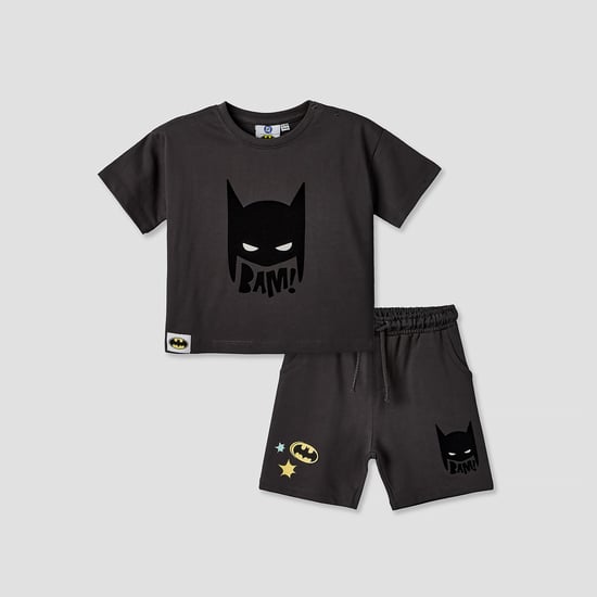Juniors Batman Print T-shirt and Shorts Set