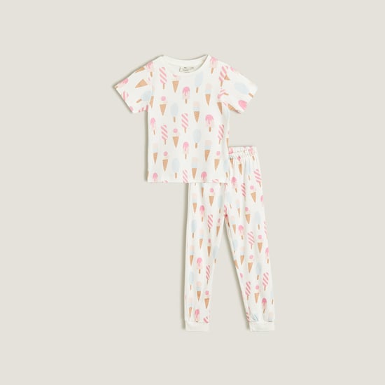 Juniors Printed T-shirt and Joggers Set