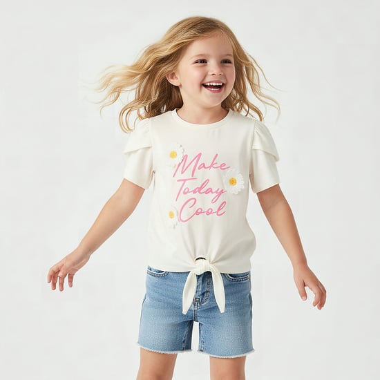 Juniors Floral Applique T-shirt