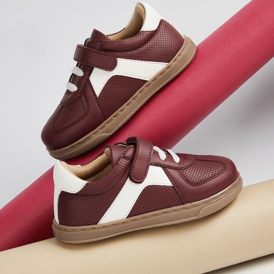 Juniors Colourblocked Shoes with Velcro Closure