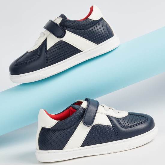Juniors Colourblocked Shoes with Velcro Closure