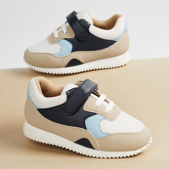 Juniors Colourblocked Shoes with Velcro Closure