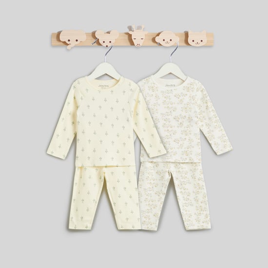 Juniors Printed T-shirt and Pyjamas - Set of 2