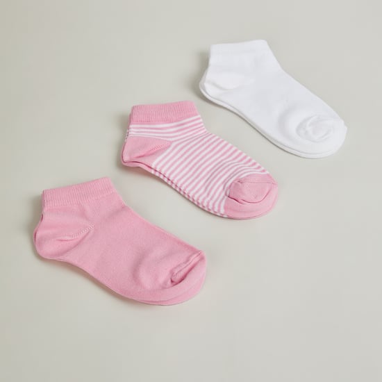 Juniors Assorted Socks - Pack of 3