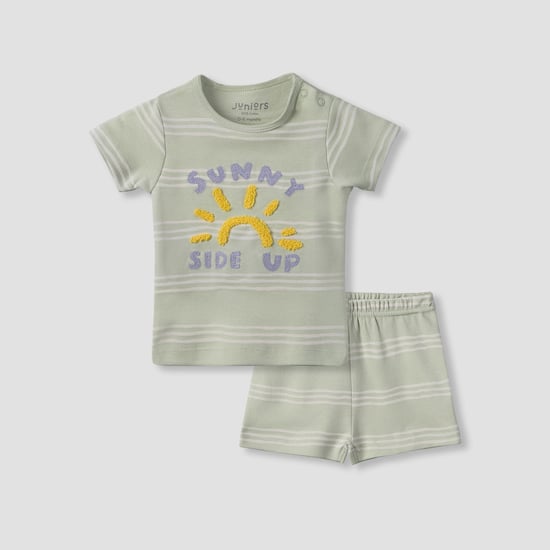 Juniors Applique T-shirt & Shorts Set