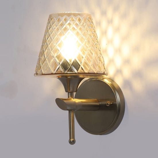 VEDAS Imperial Glass Diamond Pattern Wall Light
