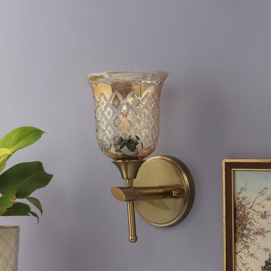VEDAS Imperial Glass Patterned Wall Light
