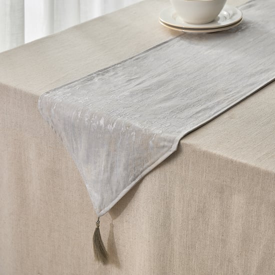 Corscia Glimmer Jacquard Table Runner
