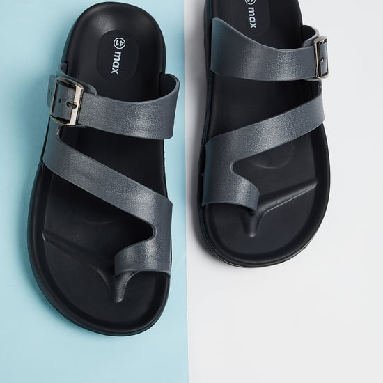 Men Textured One Toe Sandals
