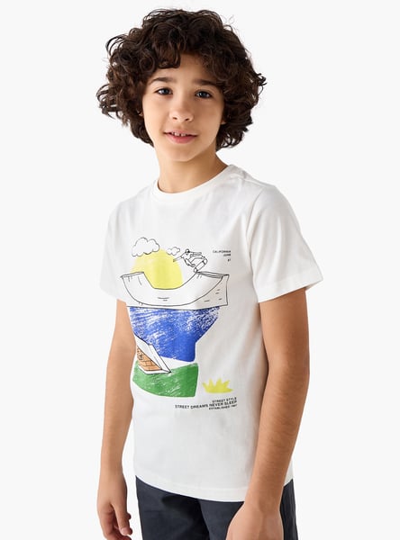 Juniors Graphic Print T-shirt