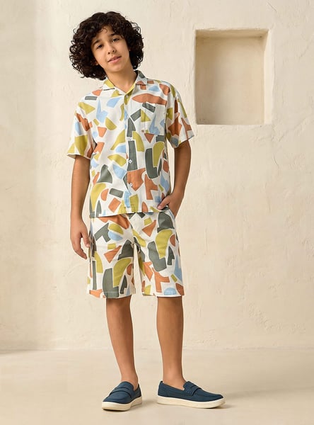 Juniors Abstract Print Shirt and Shorts Set