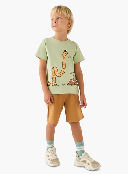 Juniors Worm Print T-shirt and Shorts Set