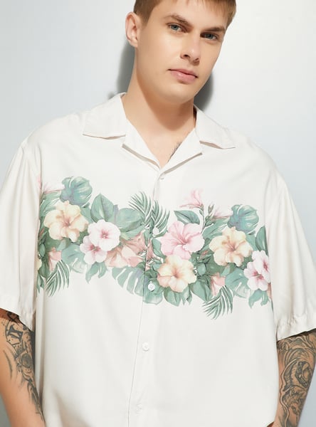 Buy URB_N Men Floral Print Oversized Resort Shirt Online at just