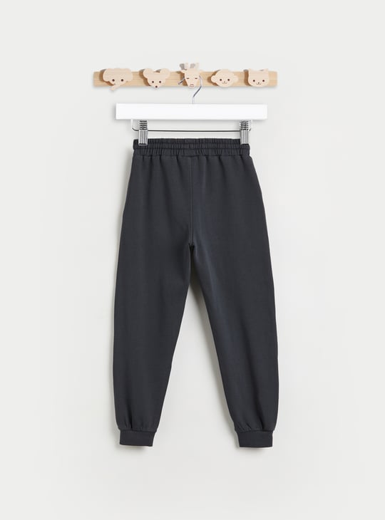 Juniors Printed T-shirt and Joggers Set