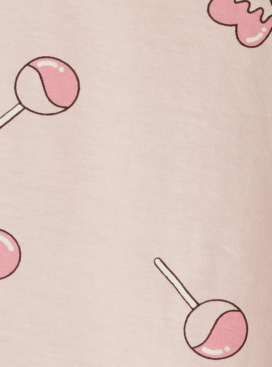 Juniors Candy Print T-shirt with Short Sleeves