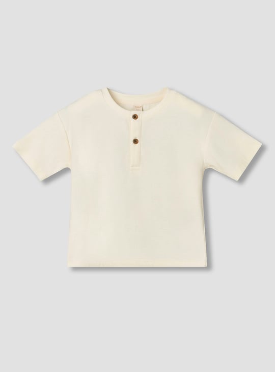 Giggles Solid T-shirt and Dungaree Set