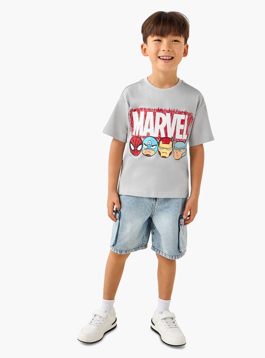 Juniors Avengers Print T-shirt